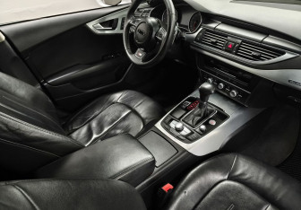 Подержанный автомобиль Audi A7 2012 года (10 фото)