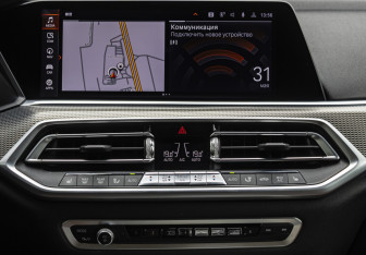 Подержанный автомобиль BMW X5 2019 года (14 фото)