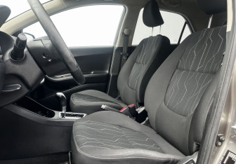 Подержанный автомобиль Kia Picanto 2015 года (10 фото)