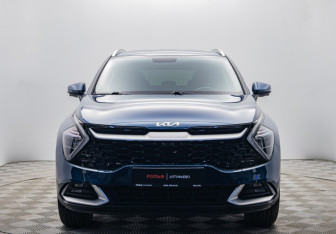 Подержанный автомобиль Kia Sportage 2023 года (8 фото)