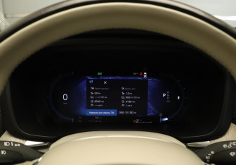 Подержанный автомобиль Volvo XC60 2021 года (17 фото)