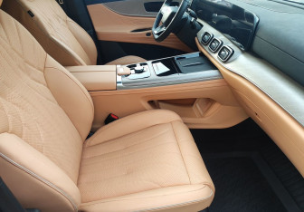 Подержанный автомобиль Jaecoo J8 2024 года (9 фото)