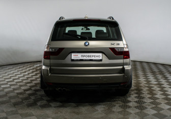 Подержанный автомобиль BMW X3 2007 года (6 фото)