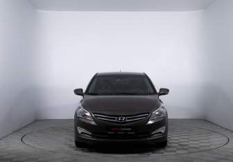 Подержанный автомобиль Hyundai Solaris Sedan 2016 года (2 фото)