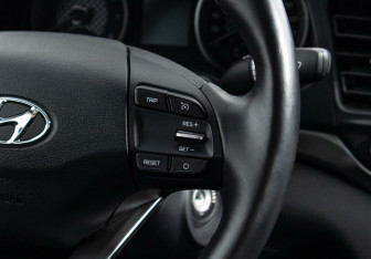 Подержанный автомобиль Hyundai Elantra Sedan 2020 года (10 фото)