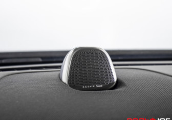 Подержанный автомобиль Zeekr 001 2024 года (15 фото)