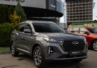 Подержанный автомобиль Chery Tiggo 7 Pro Max 2023 года (2 фото)