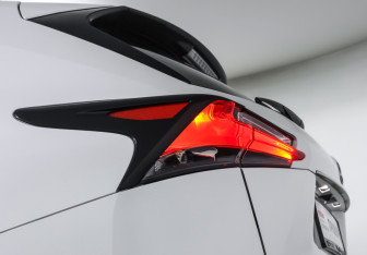 Подержанный автомобиль Lexus NX 2016 года (19 фото)