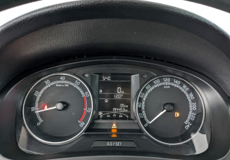 Подержанный автомобиль Skoda Rapid Liftback 2019 года (13 фото)