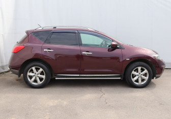 Подержанный автомобиль Nissan Murano Suv 2012 года (7 фото)