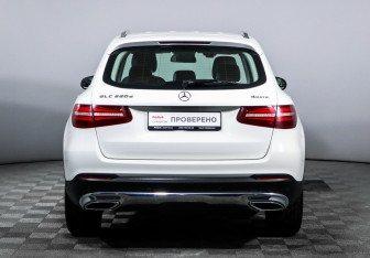 Подержанный автомобиль Mercedes-Benz GLC Coupe 2017 года (6 фото)