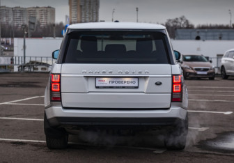 Подержанный автомобиль Land Rover Range Rover 2013 года (7 фото)