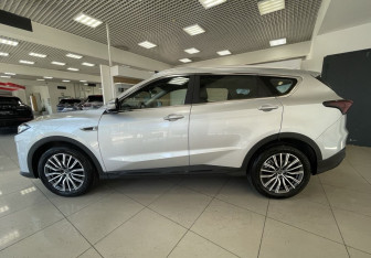 Подержанный автомобиль Jetour X70 2024 года (8 фото)