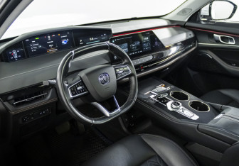 Подержанный автомобиль Changan UNI-K 2023 года (10 фото)