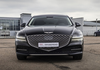 Подержанный автомобиль Genesis G80 2021 года (3 фото)