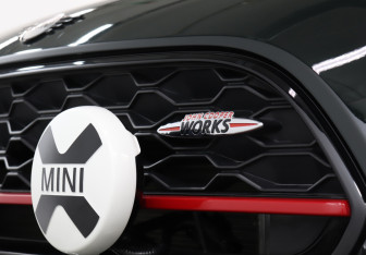 Подержанный автомобиль MINI Countryman 2022 года (20 фото)