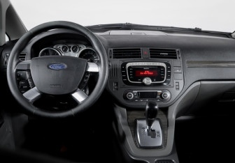 Подержанный автомобиль Ford C-MAX 2008 года (12 фото)