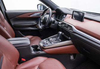 Подержанный автомобиль Mazda CX-9 2019 года (10 фото)