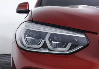 Подержанный автомобиль BMW X4 2020 года (24 фото)