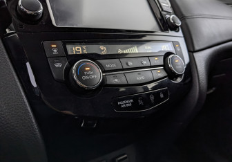 Подержанный автомобиль Nissan Qashqai 2020 года (26 фото)