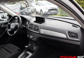 Подержанный автомобиль Audi Q3 2012 года (7 фото)