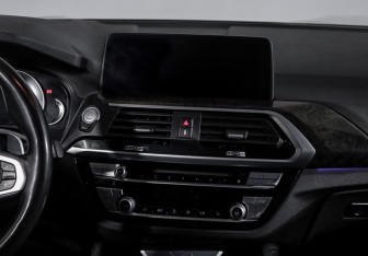 Подержанный автомобиль BMW X4 2019 года (13 фото)