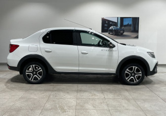 Подержанный автомобиль Renault Logan Sedan 2020 года (4 фото)