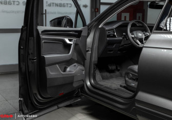Новый Volkswagen Touareg 2025 (16 фото)