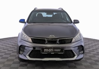 Подержанный автомобиль Kia Rio Hatchback 2021 года (2 фото)