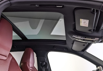 Подержанный автомобиль Porsche Cayenne 2018 года (23 фото)