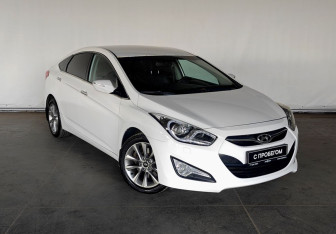 Подержанный автомобиль Hyundai i40 Sedan 2015 года (3 фото)