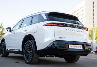 Новый Nissan Pathfinder 2026 (10 фото)
