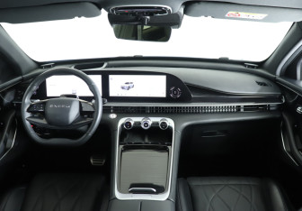 Подержанный автомобиль Exeed RX 2023 года (12 фото)