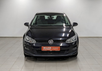 Подержанный автомобиль Volkswagen Golf Hatchback 2014 года (2 фото)