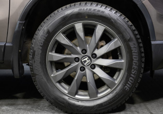 Подержанный автомобиль Honda CR-V 2012 года (19 фото)