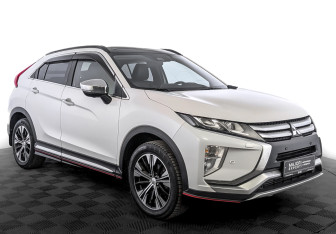 Подержанный автомобиль Mitsubishi Eclipse Cross 2018 года (3 фото)
