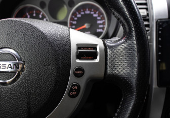 Подержанный автомобиль Nissan X-Trail 2007 года (18 фото)