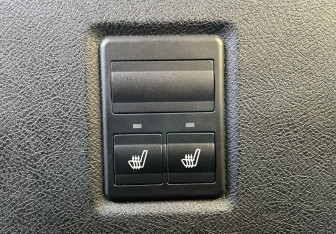 Подержанный автомобиль УАЗ Patriot 2018 года (18 фото)