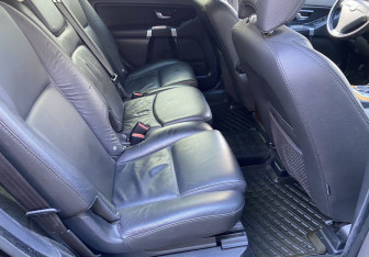 Подержанный автомобиль Volvo XC90 2014 года (11 фото)