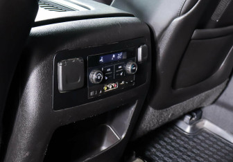 Подержанный автомобиль Chevrolet Tahoe 2015 года (19 фото)