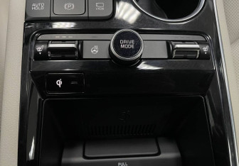 Подержанный автомобиль Kia K5 2021 года (16 фото)