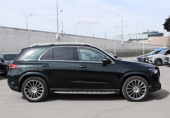 Подержанный автомобиль Mercedes-Benz GLE 2019 года (4 фото)