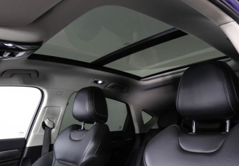 Подержанный автомобиль Geely Tugella 2021 года (14 фото)