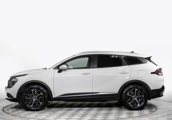 Подержанный автомобиль Kia Sportage 2023 года (8 фото)