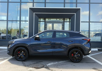 Подержанный автомобиль Omoda C5 2023 года (8 фото)