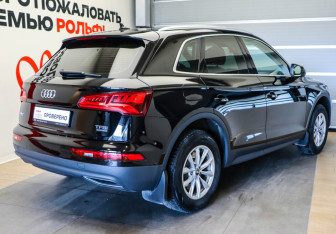 Подержанный автомобиль Audi Q5 2017 года (4 фото)