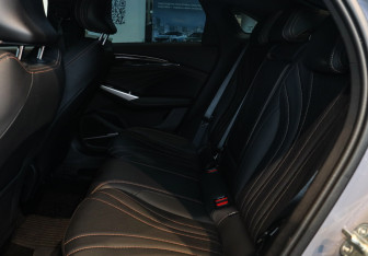 Подержанный автомобиль Geely Preface 2024 года (8 фото)