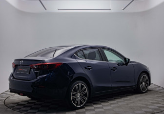 Подержанный автомобиль Mazda 3 Sedan 2014 года (5 фото)