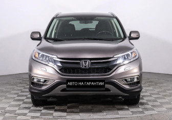 Подержанный автомобиль Honda CR-V 2015 года (2 фото)