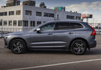 Подержанный автомобиль Volvo XC60 2018 года (8 фото)
